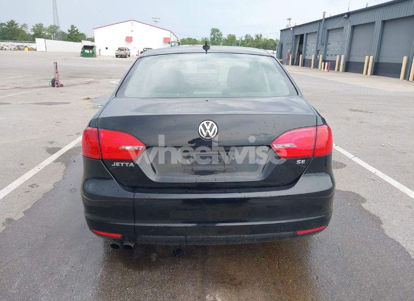 Photo 16 of 2014 Volkswagen Jetta 1.8T SE (VIN 3VWB17AJ9EM435378)