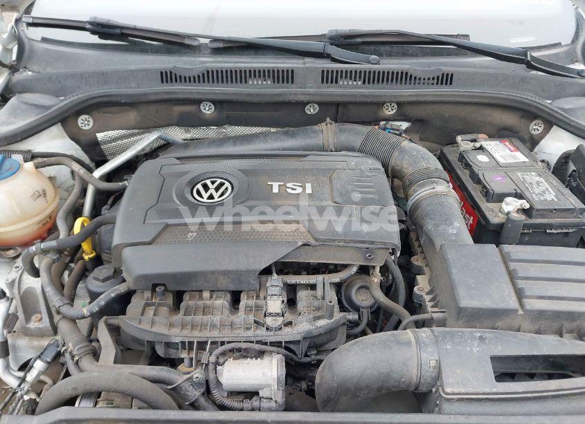 Photo 10 of 2016 Volkswagen Jetta 1.8T SPORT (VIN 3VWB17AJ9GM351936)