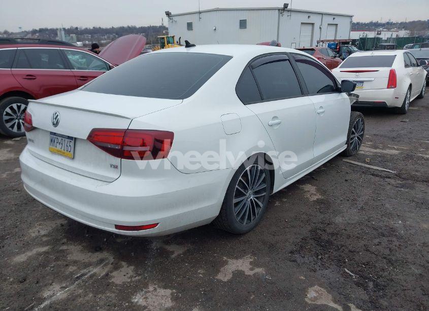 Photo 4 of 2016 Volkswagen Jetta 1.8T SPORT (VIN 3VWB17AJ9GM351936)