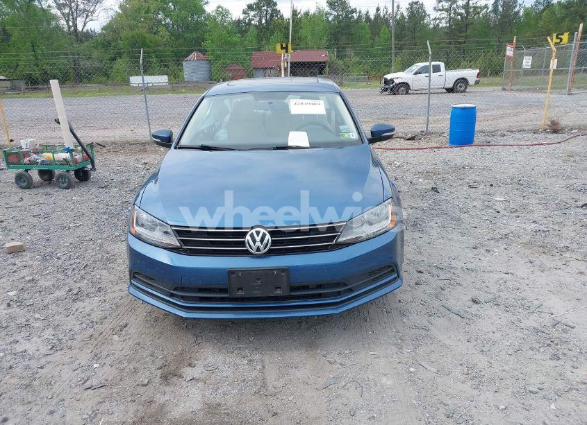 Photo 12 of 2017 Volkswagen Jetta 1.4T SE (VIN 3VWB67AJ0HM212619)