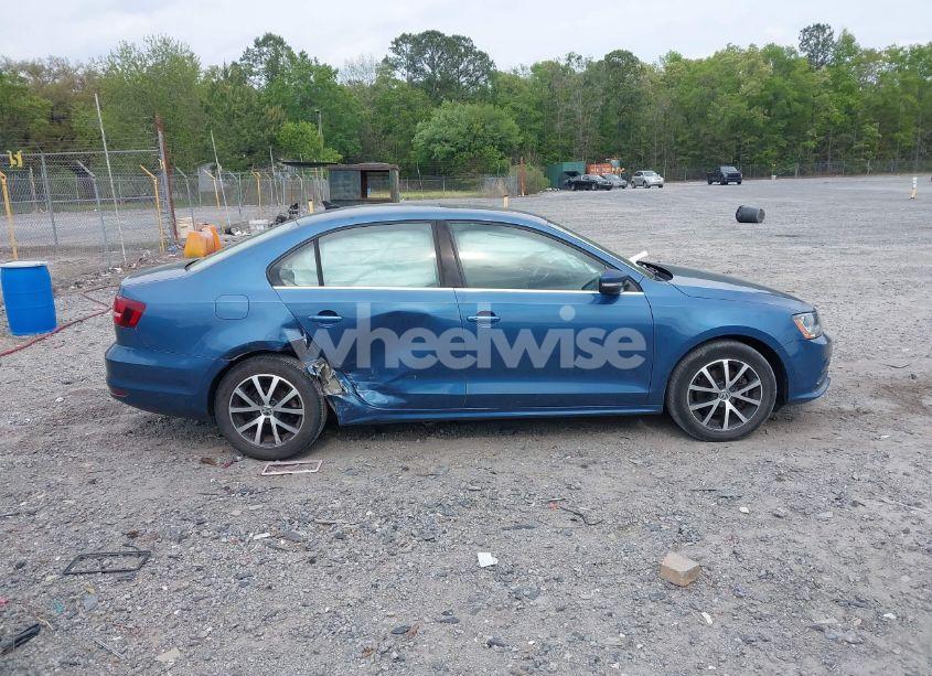 Photo 13 of 2017 Volkswagen Jetta 1.4T SE (VIN 3VWB67AJ0HM212619)