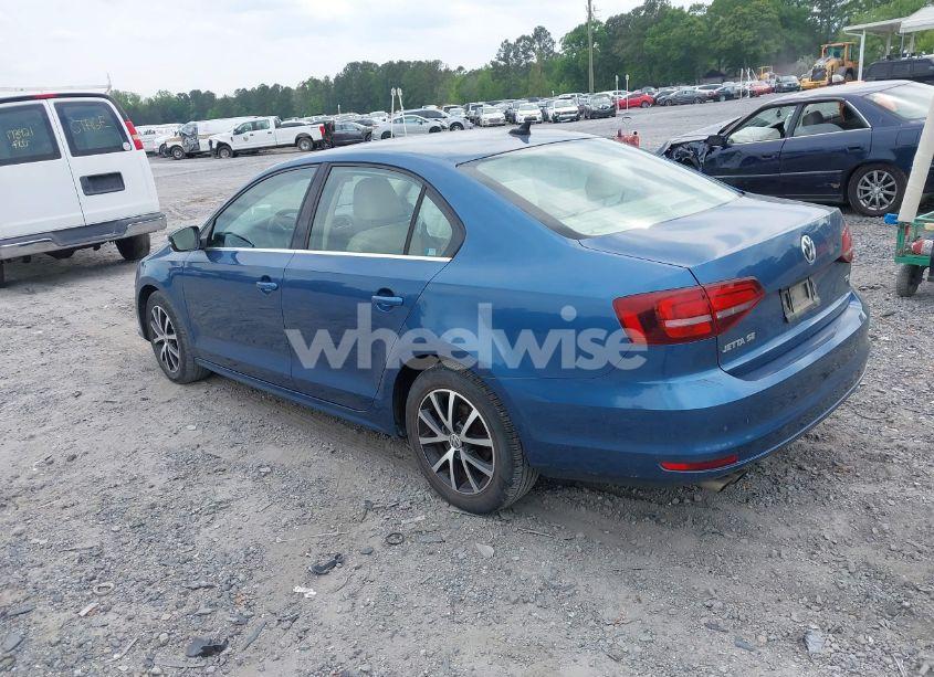 Photo 3 of 2017 Volkswagen Jetta 1.4T SE (VIN 3VWB67AJ0HM212619)