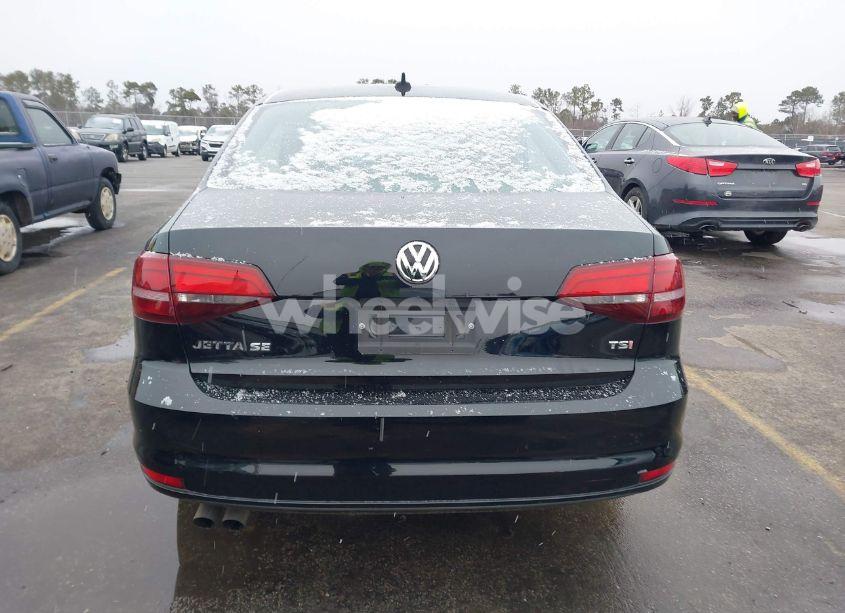 Photo 17 of 2017 Volkswagen Jetta 1.4T SE (VIN 3VWB67AJ1HM220857)