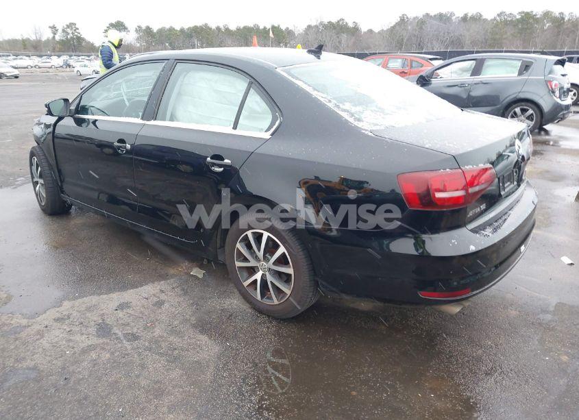 Photo 3 of 2017 Volkswagen Jetta 1.4T SE (VIN 3VWB67AJ1HM220857)