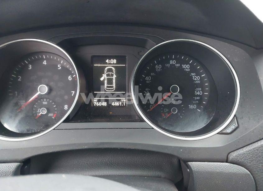 Photo 7 of 2017 Volkswagen Jetta 1.4T SE (VIN 3VWB67AJ1HM220857)