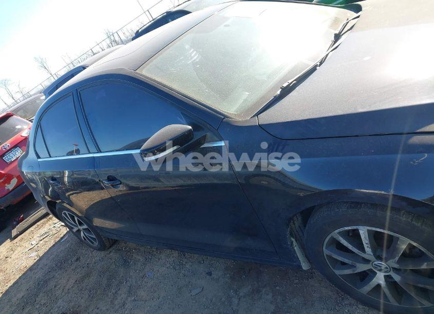 Photo 13 of 2017 Volkswagen Jetta 1.4T SE (VIN 3VWB67AJ1HM267208)