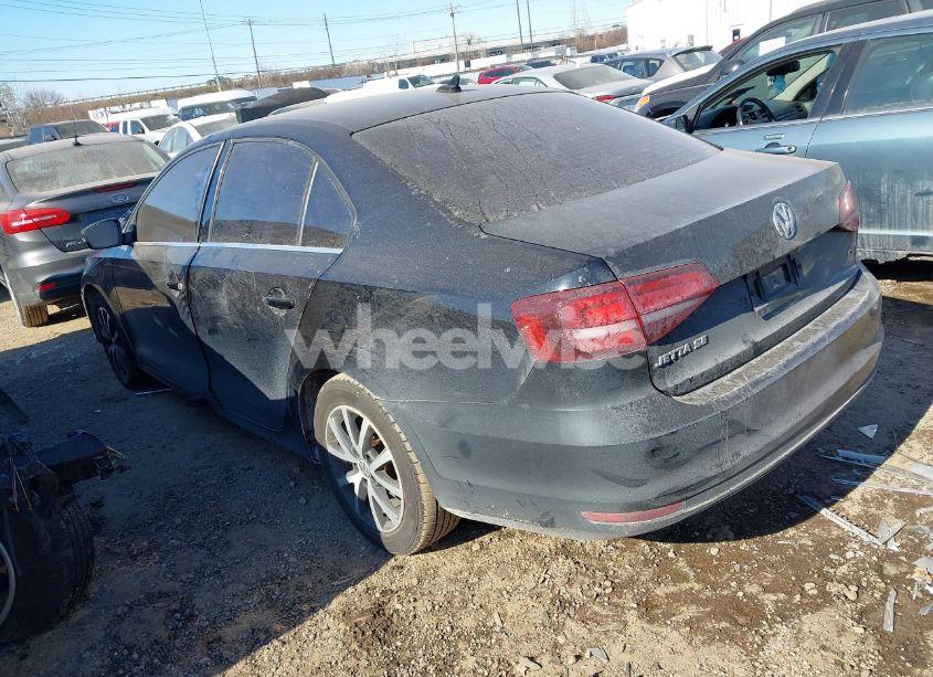 Photo 3 of 2017 Volkswagen Jetta 1.4T SE (VIN 3VWB67AJ1HM267208)