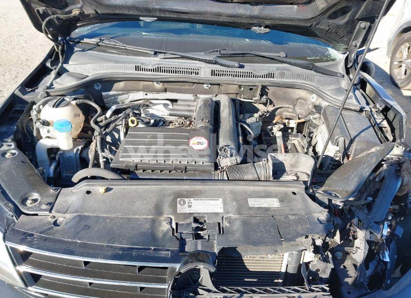 Photo 10 of 2017 Volkswagen Jetta 1.4T SE (VIN 3VWB67AJ2HM287760)