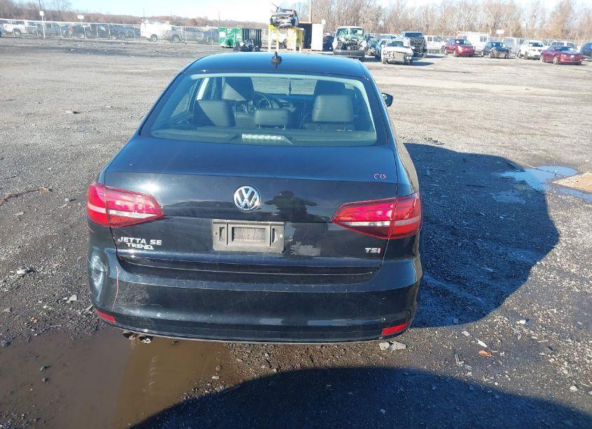 Photo 16 of 2017 Volkswagen Jetta 1.4T SE (VIN 3VWB67AJ2HM298211)