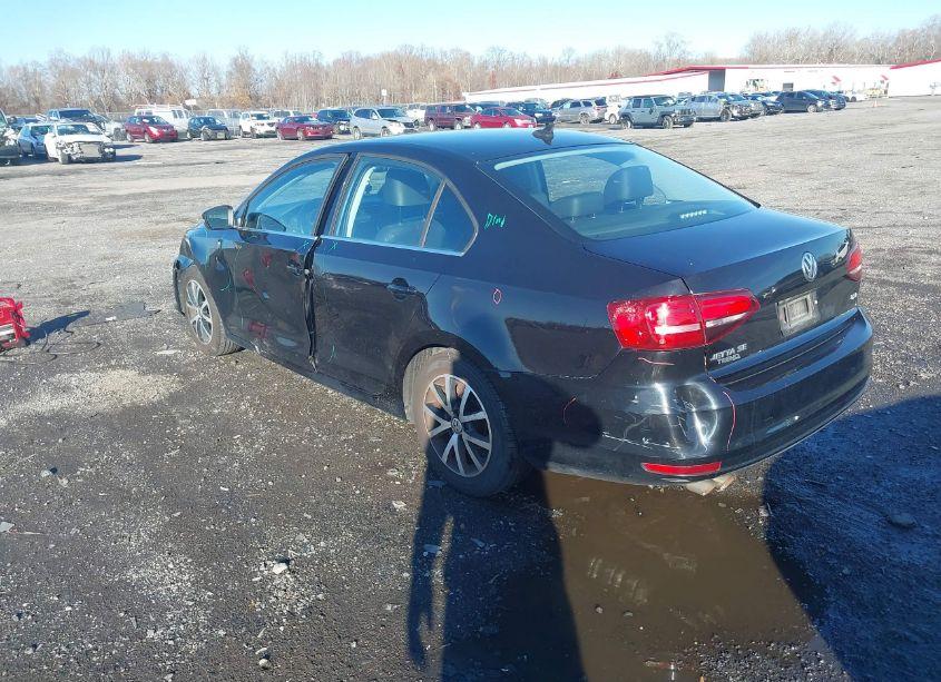 Photo 3 of 2017 Volkswagen Jetta 1.4T SE (VIN 3VWB67AJ2HM298211)