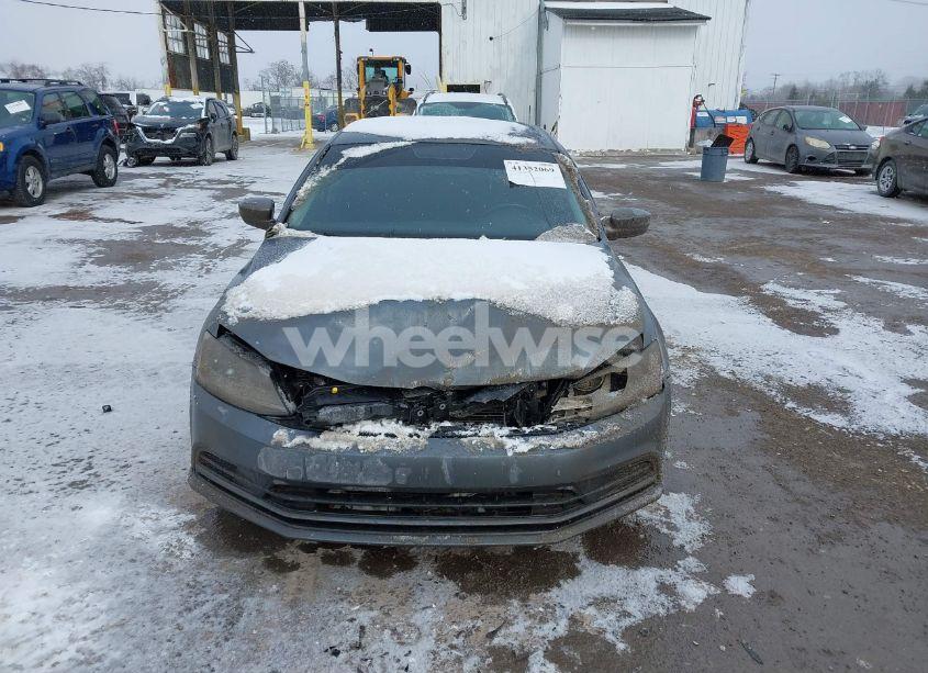 Photo 12 of 2017 Volkswagen Jetta 1.4T SE (VIN 3VWB67AJ3HM317042)