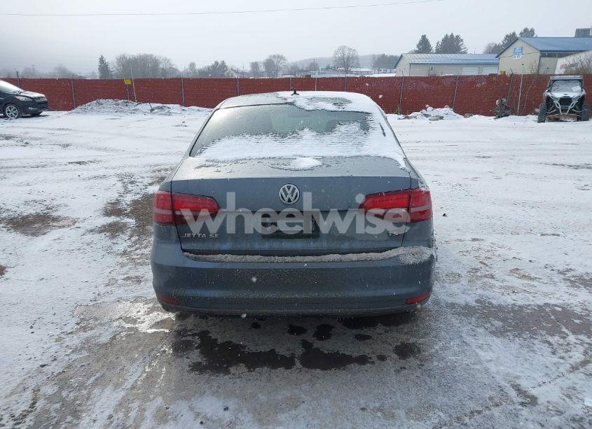 Photo 16 of 2017 Volkswagen Jetta 1.4T SE (VIN 3VWB67AJ3HM317042)