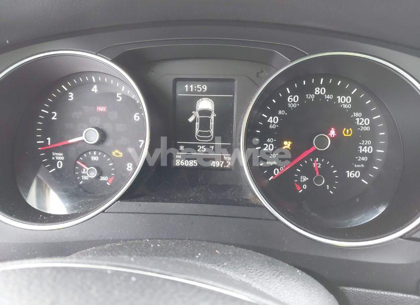 Photo 7 of 2017 Volkswagen Jetta 1.4T SE (VIN 3VWB67AJ3HM317042)