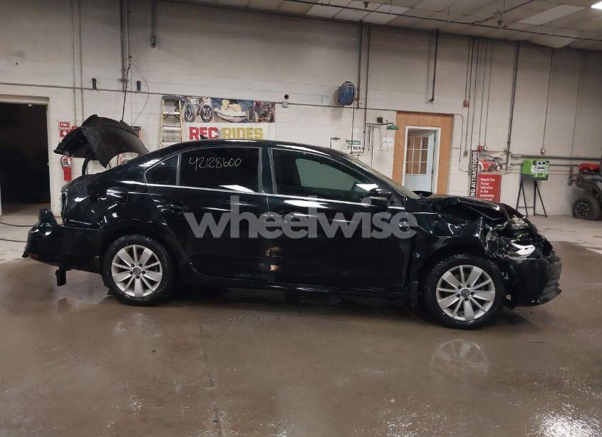 Photo 13 of 2017 Volkswagen Jetta 1.4T SE (VIN 3VWB67AJ4HM203907)