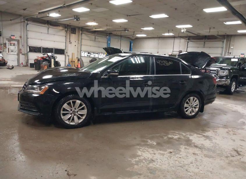 Photo 14 of 2017 Volkswagen Jetta 1.4T SE (VIN 3VWB67AJ4HM203907)