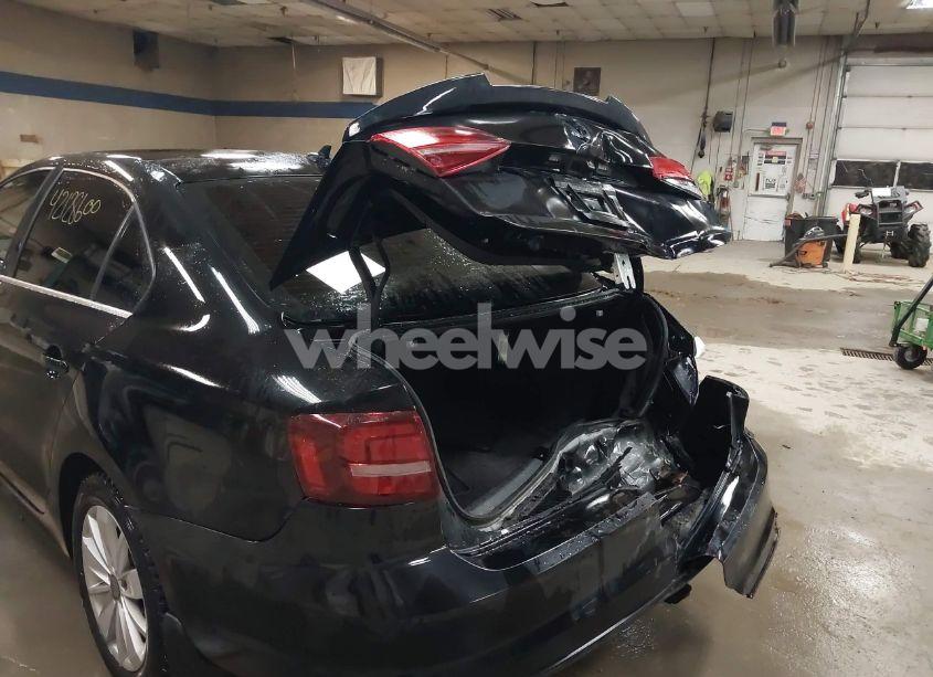 Photo 17 of 2017 Volkswagen Jetta 1.4T SE (VIN 3VWB67AJ4HM203907)