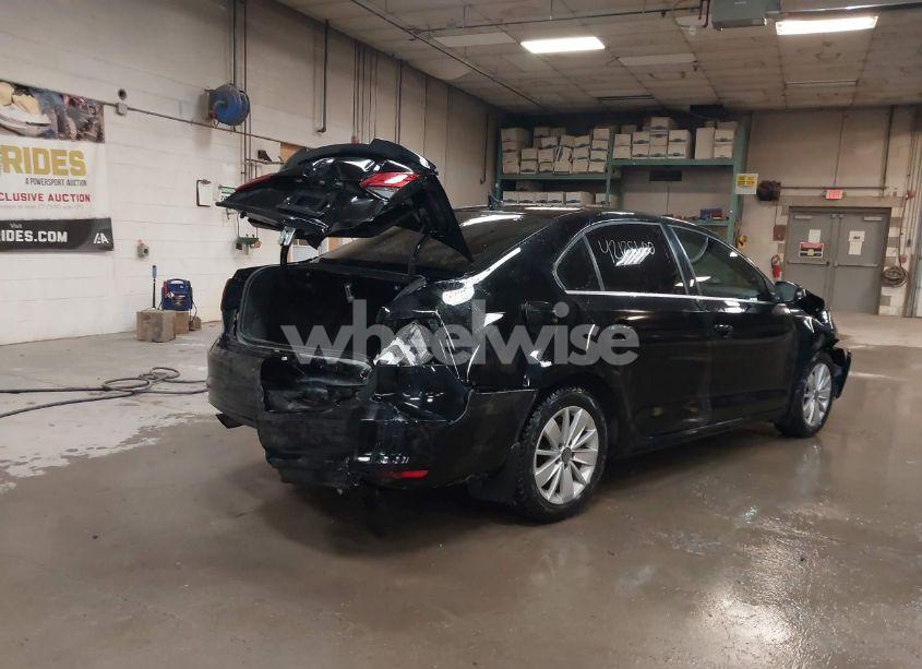 Photo 4 of 2017 Volkswagen Jetta 1.4T SE (VIN 3VWB67AJ4HM203907)