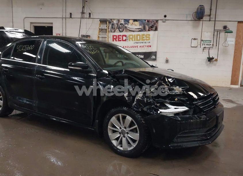 Photo 6 of 2017 Volkswagen Jetta 1.4T SE (VIN 3VWB67AJ4HM203907)
