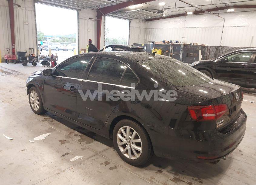 Photo 3 of 2017 Volkswagen Jetta 1.4T SE (VIN 3VWB67AJ4HM303036)