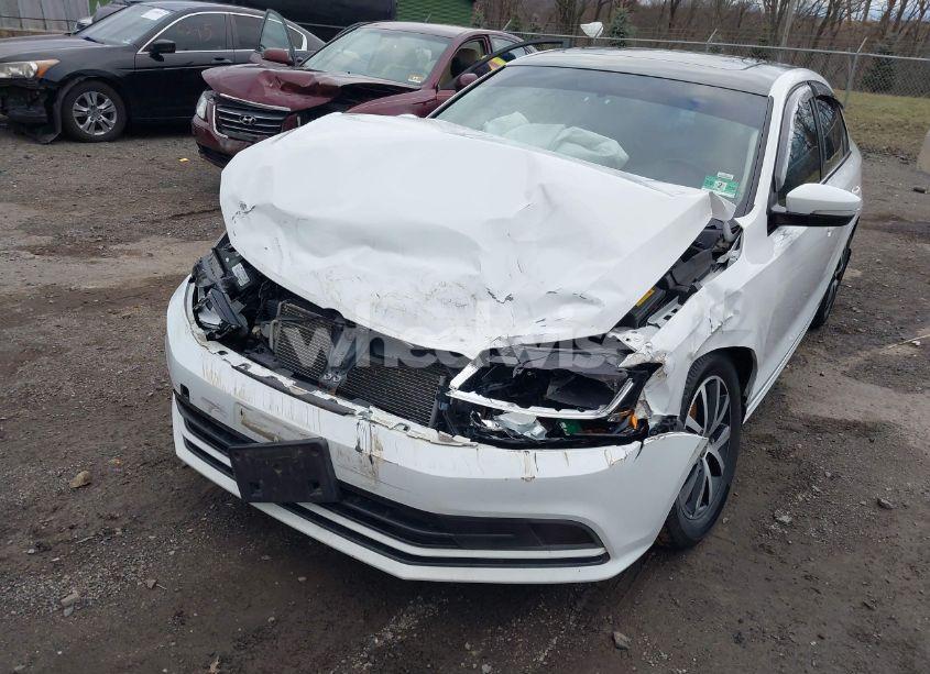 Photo 6 of 2017 Volkswagen Jetta 1.4T SE (VIN 3VWB67AJ4HM326218)