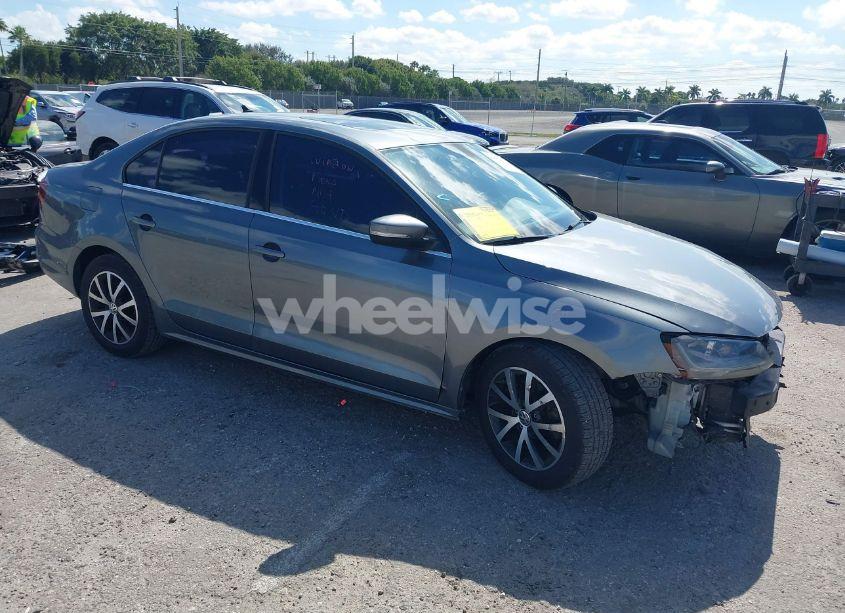 2017 Volkswagen Jetta 1.4T SE (VIN 3VWB67AJ5HM277501) main photo