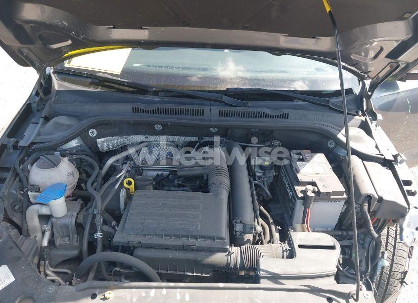 Photo 10 of 2017 Volkswagen Jetta 1.4T SE (VIN 3VWB67AJ5HM277501)