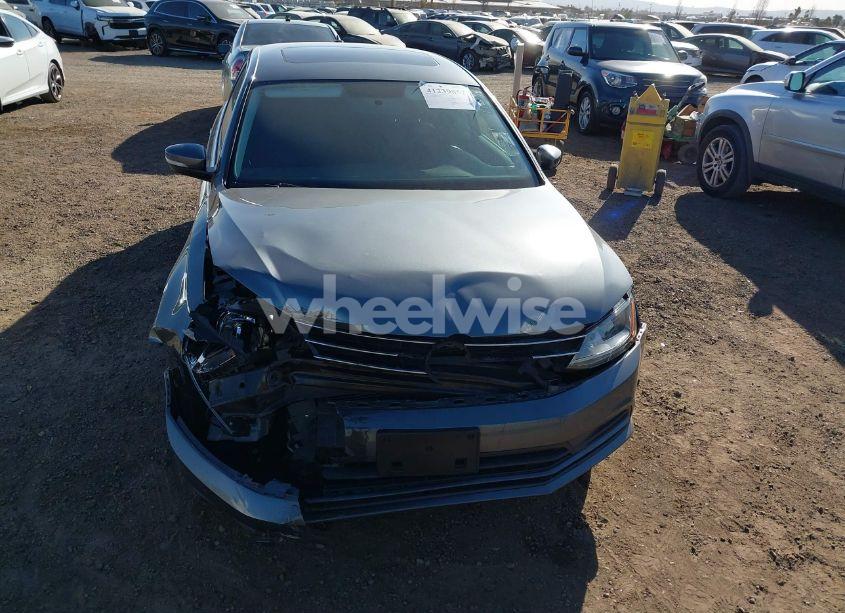 Photo 12 of 2017 Volkswagen Jetta 1.4T SE (VIN 3VWB67AJ6HM398585)