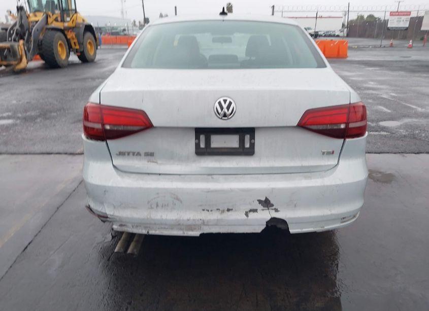 Photo 16 of 2017 Volkswagen Jetta 1.4T SE (VIN 3VWB67AJ6HM401520)