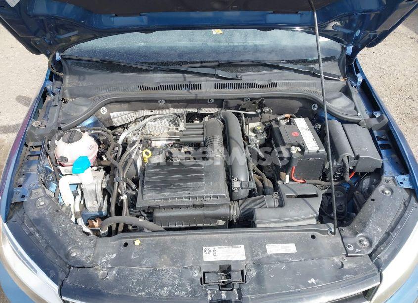 Photo 10 of 2016 Volkswagen Jetta 1.4T SE (VIN 3VWB67AJ7GM402593)