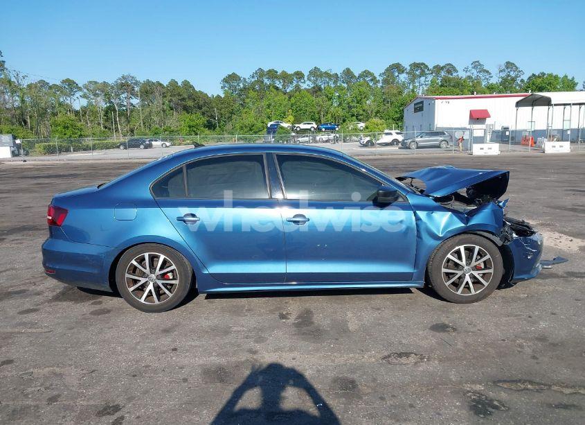 Photo 13 of 2016 Volkswagen Jetta 1.4T SE (VIN 3VWB67AJ8GM354134)