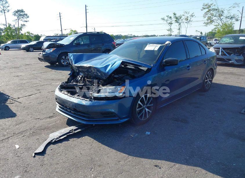 Photo 2 of 2016 Volkswagen Jetta 1.4T SE (VIN 3VWB67AJ8GM354134)