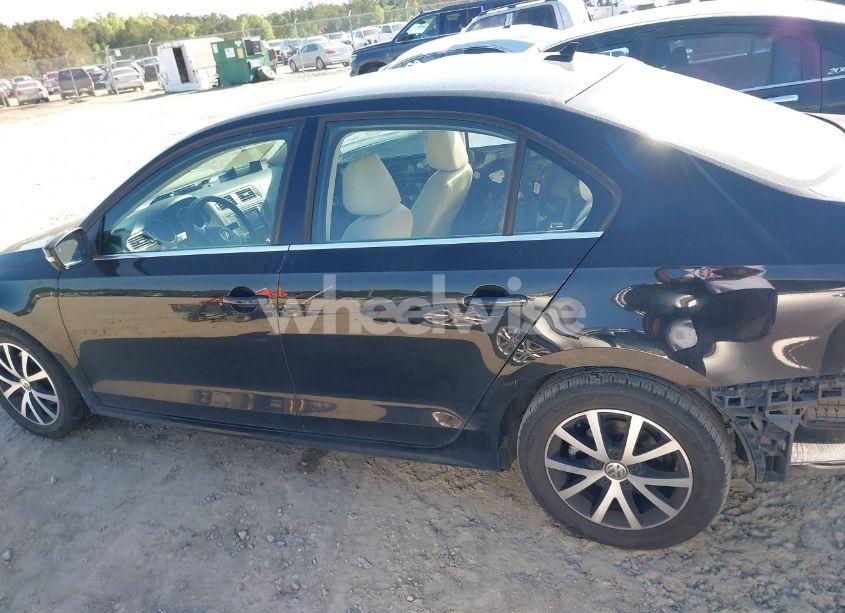 Photo 14 of 2017 Volkswagen Jetta 1.4T SE (VIN 3VWB67AJ8HM230530)