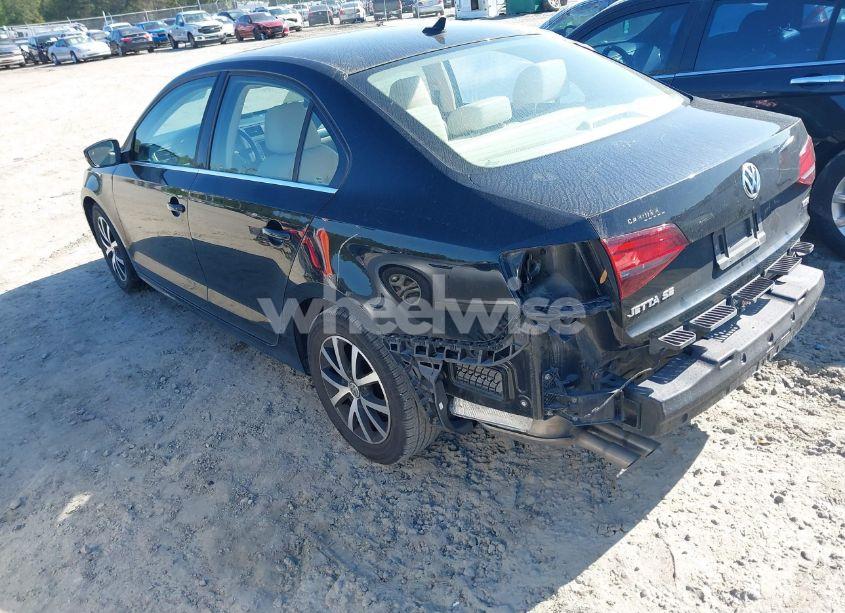 Photo 3 of 2017 Volkswagen Jetta 1.4T SE (VIN 3VWB67AJ8HM230530)