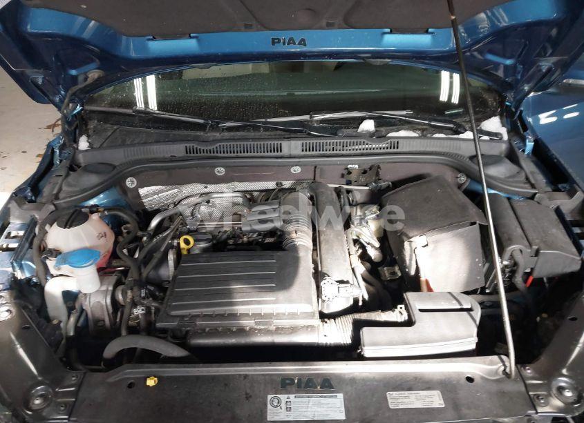 Photo 10 of 2017 Volkswagen Jetta 1.4T SE (VIN 3VWB67AJ8HM317537)