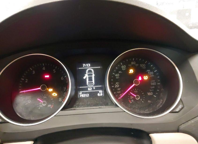 Photo 7 of 2017 Volkswagen Jetta 1.4T SE (VIN 3VWB67AJ8HM319482)