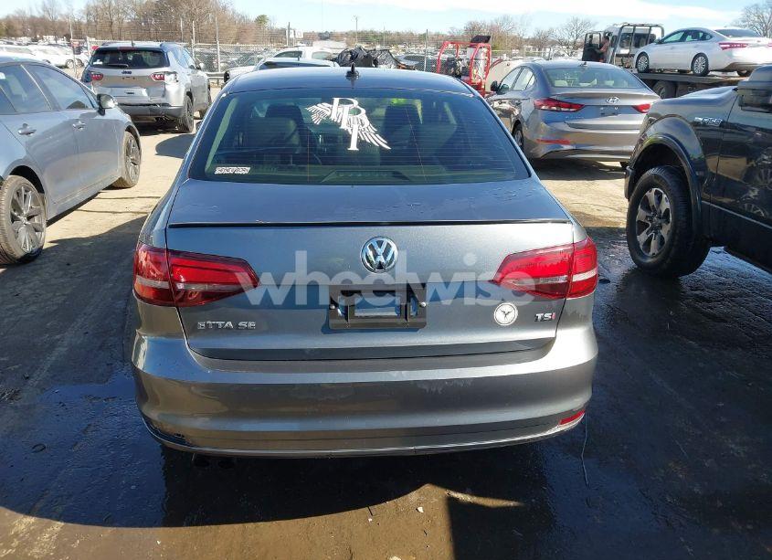 Photo 16 of 2017 Volkswagen Jetta 1.4T SE (VIN 3VWB67AJXHM280992)