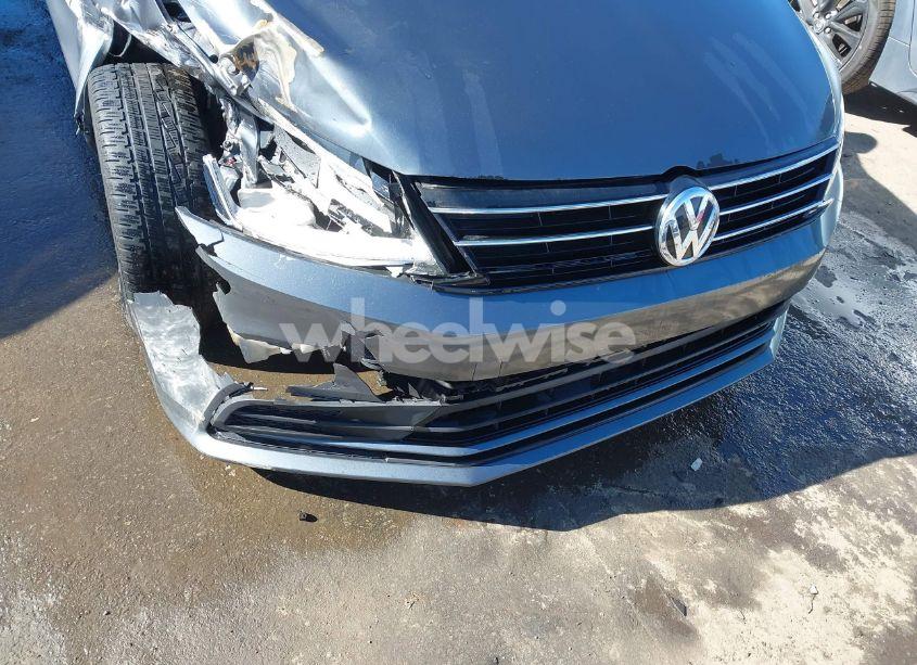 Photo 17 of 2017 Volkswagen Jetta 1.4T SE (VIN 3VWB67AJXHM280992)