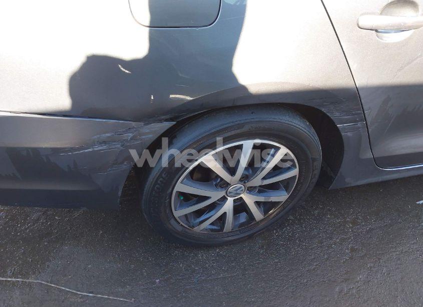 Photo 18 of 2017 Volkswagen Jetta 1.4T SE (VIN 3VWB67AJXHM280992)