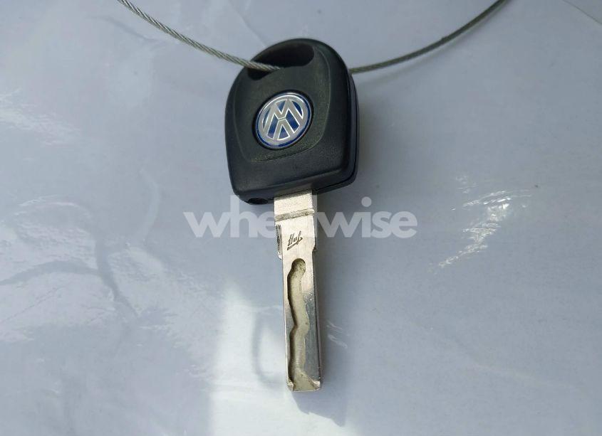 Photo 11 of 2000 Volkswagen New BEETLE GL (VIN 3VWBA21CXYM405122)