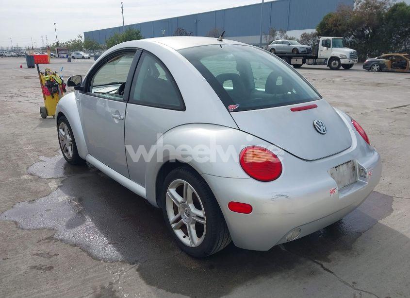 Photo 3 of 2000 Volkswagen New BEETLE GL (VIN 3VWBA21CXYM405122)