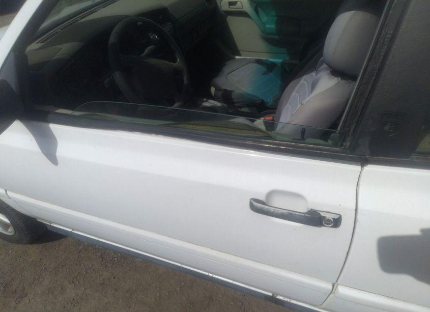 Photo 6 of 1997 Volkswagen Cabrio HIGHLINE (A4)/HIGHLINE (M5) (VIN 3VWBA81E0VM801589)