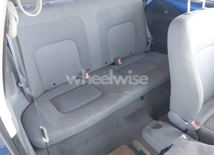 Photo 8 of 2001 Volkswagen New BEETLE GL (VIN 3VWBB21C51M471855)