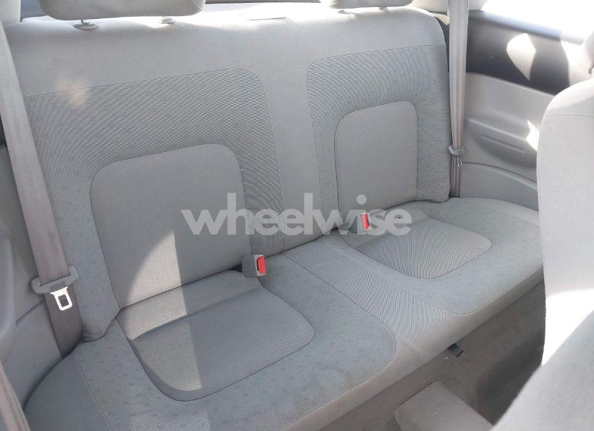 Photo 8 of 1998 Volkswagen New BEETLE (VIN 3VWBB61C6WM018598)