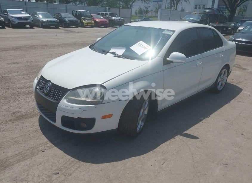 Photo 2 of 2008 Volkswagen Gli (VIN 3VWBJ71K38M173175)