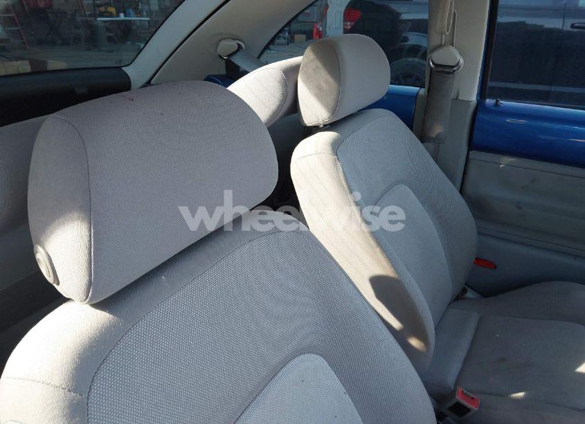 Photo 8 of 2003 Volkswagen New BEETLE GL (VIN 3VWBK21C03M432934)