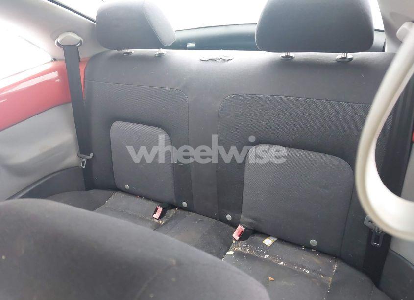 Photo 8 of 2003 Volkswagen New BEETLE GL (VIN 3VWBK21C03M444694)