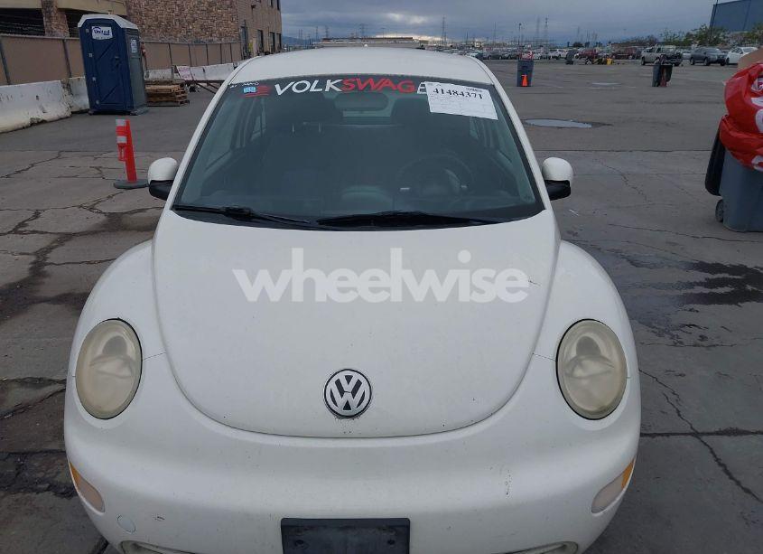 Photo 6 of 2003 Volkswagen New BEETLE GL (VIN 3VWBK21C33M403802)