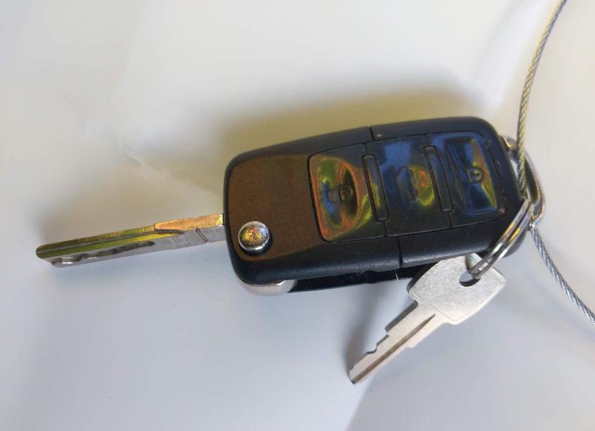 Photo 11 of 2003 Volkswagen New BEETLE GL (VIN 3VWBK21C73M407853)