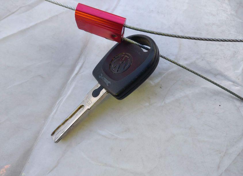 Photo 11 of 2003 Volkswagen New BEETLE GL (VIN 3VWBK21C73M441386)