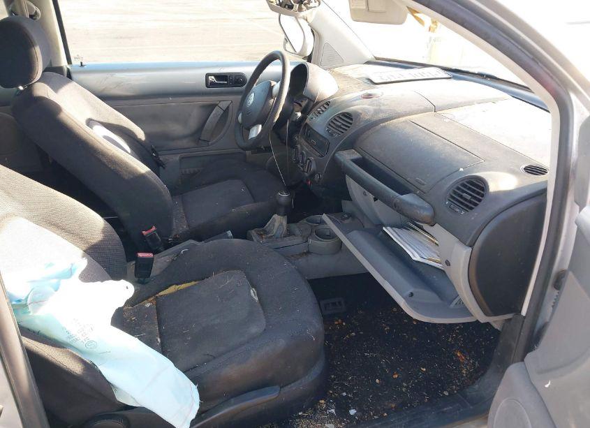 Photo 5 of 2003 Volkswagen New BEETLE GL (VIN 3VWBK21C73M441386)